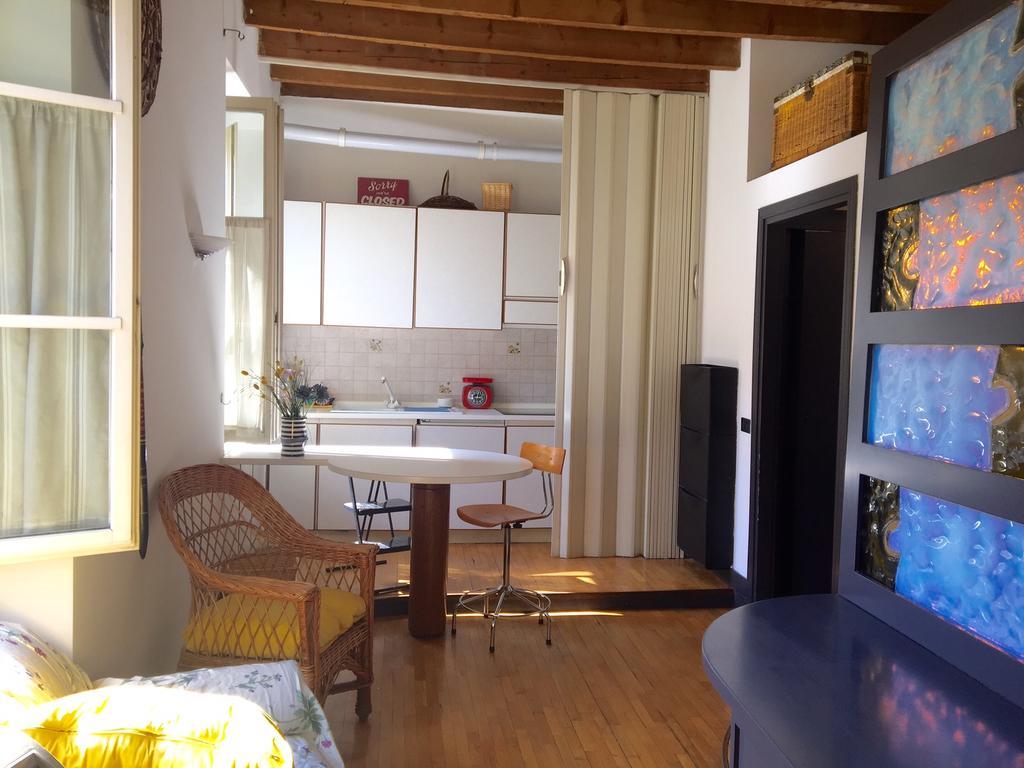 Lovelyloft - Alzaia Naviglio Milan Exterior photo